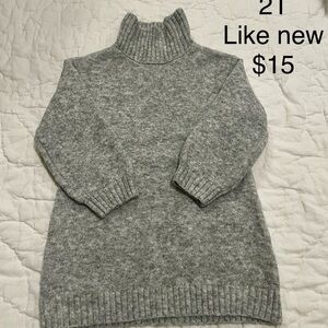Cozy Gray Turtleneck Sweater